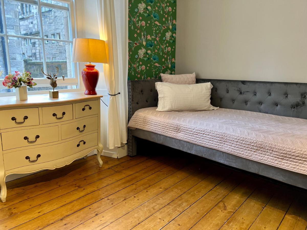 Old Town Centre Apartment 5 Mins To Edinburgh Castle 외부 사진